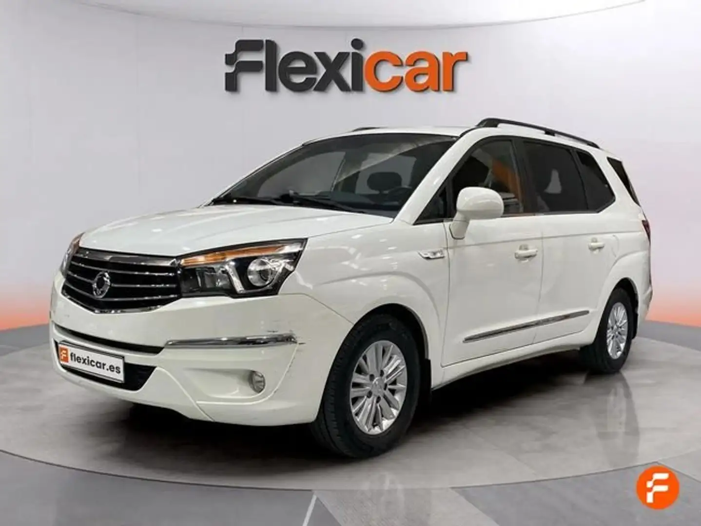 SsangYong Rodius D22T Line Білий - 2
