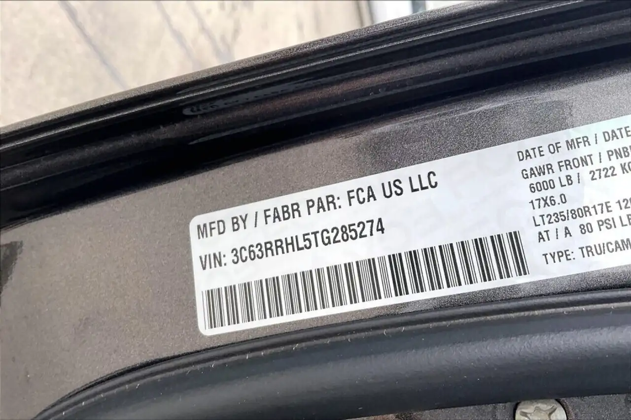 RAM 3500 снимка RAM 3500