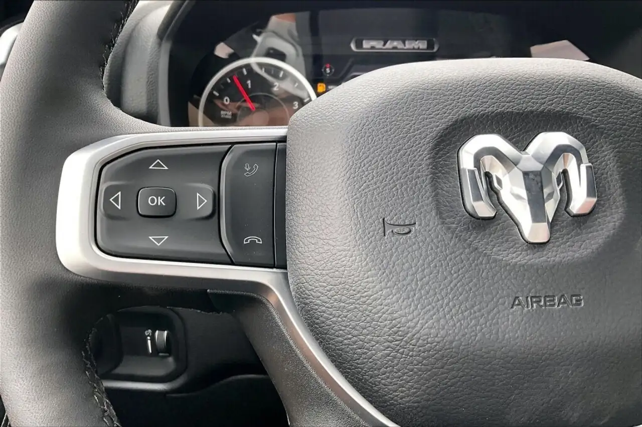 RAM 3500 снимка RAM 3500