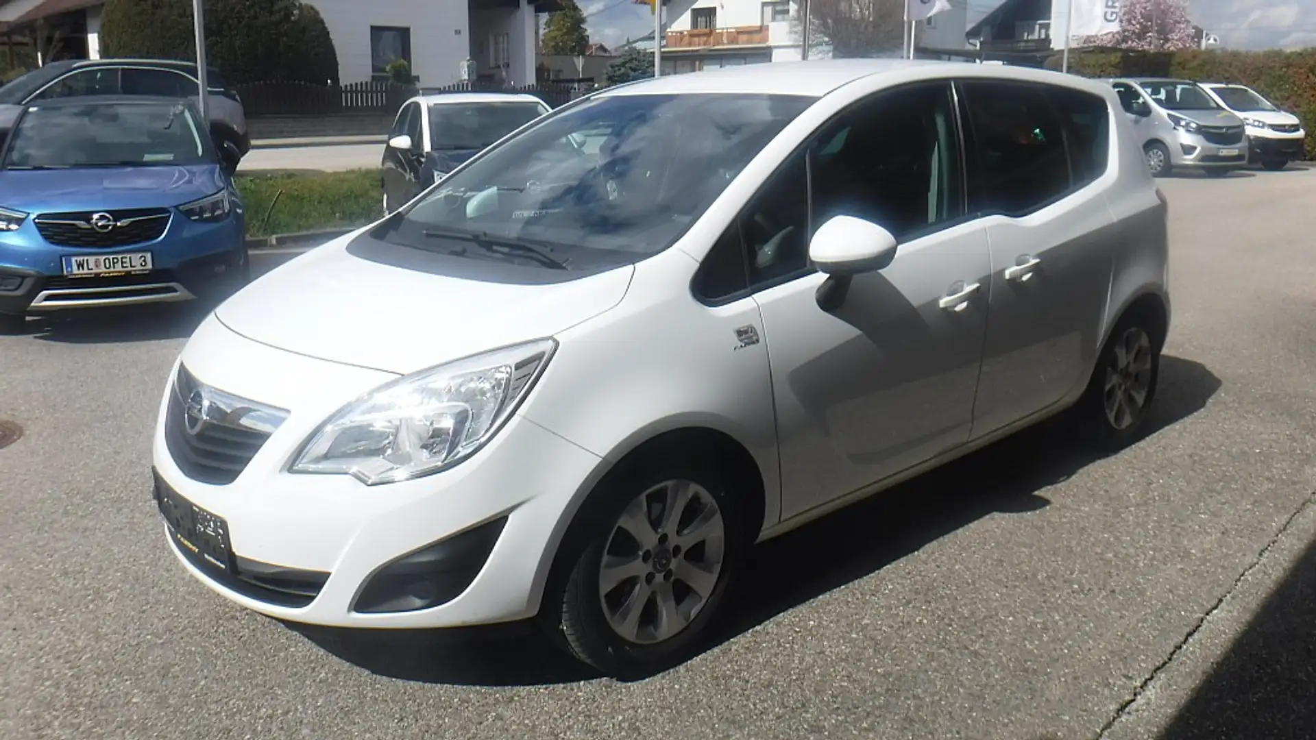 Opel Meriva 1,4 Twinport Edition Weiß - 2