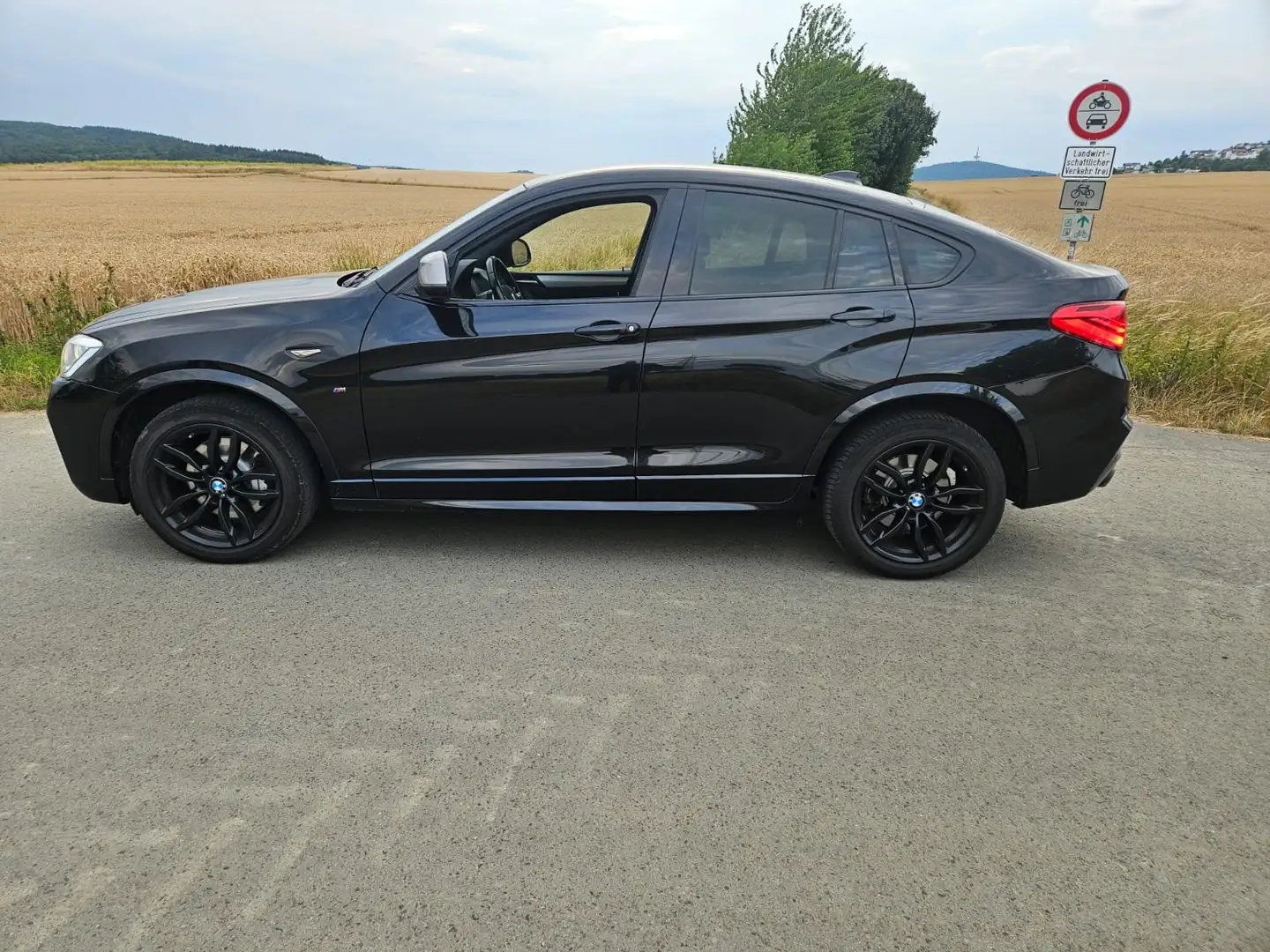 BMW X4 M X4 M40i Negru - 1
