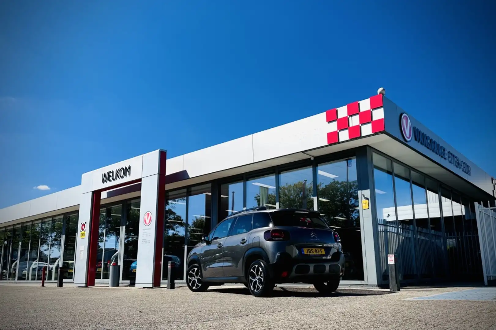 Citroen C3 Aircross 1.2 110PK / CLIMA / CRUISE / APPLE + ANDROID Gris - 2