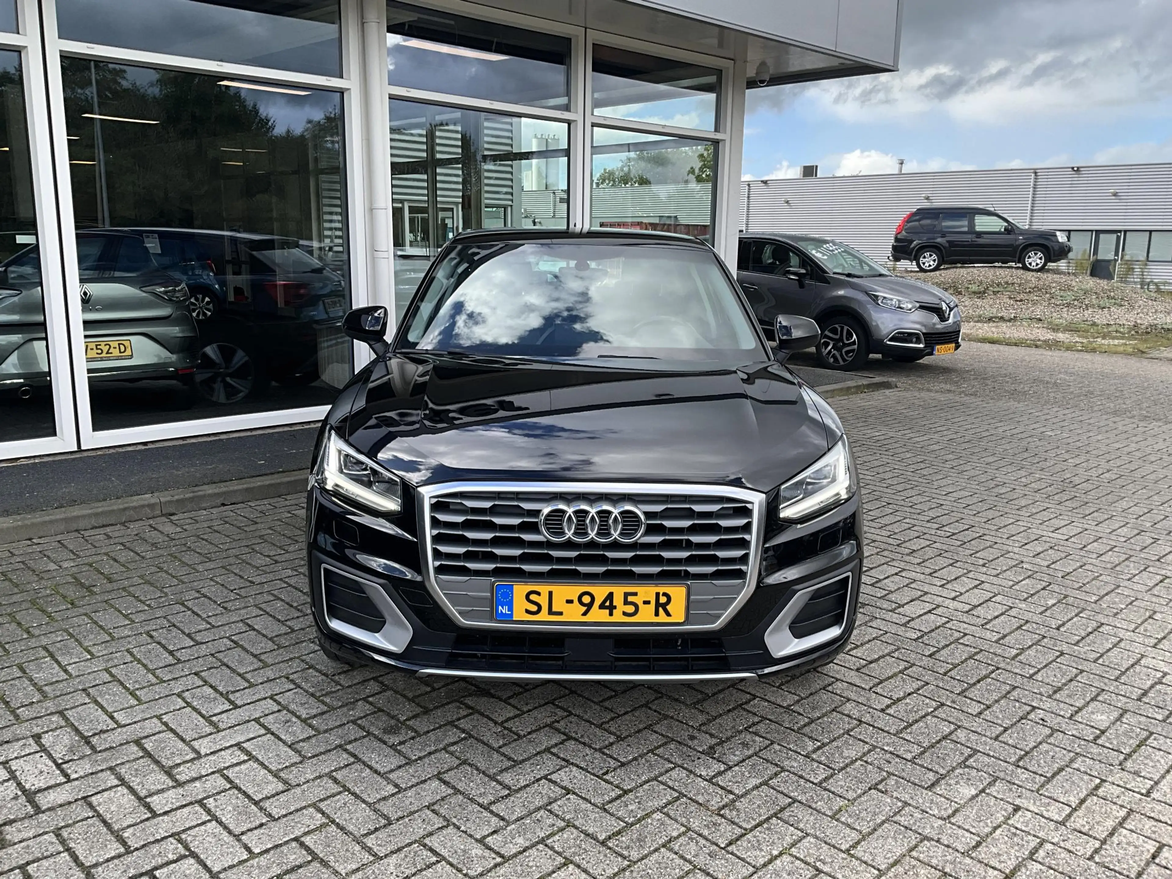 Audi Q2 1.4 TFSI CoD #limited — photo 2