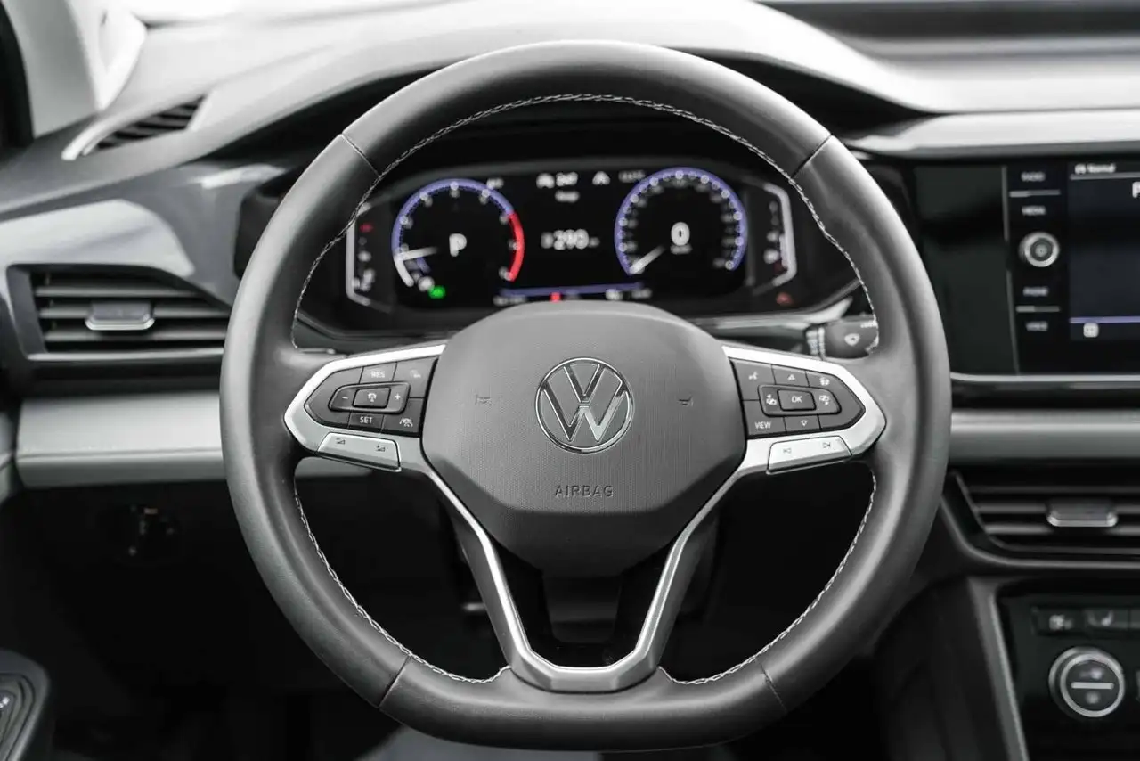 Volkswagen Taos снимка Volkswagen Taos