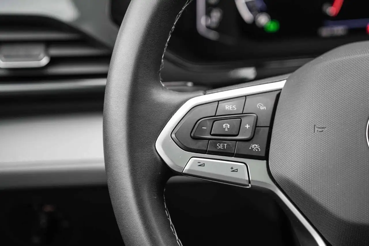 Volkswagen Taos снимка Volkswagen Taos