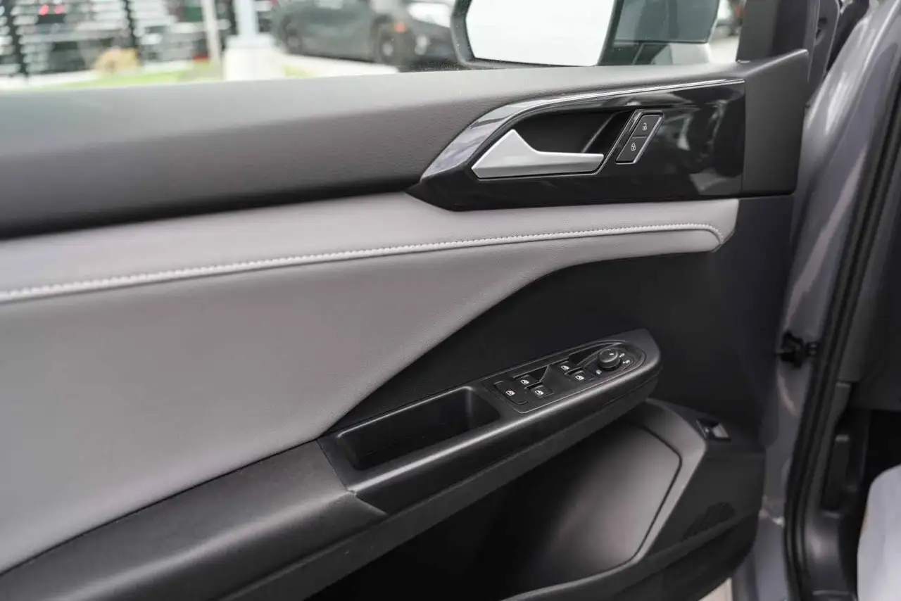Volkswagen Taos снимка Volkswagen Taos