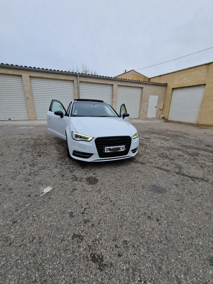 Audi A3 SportBack 2.0 TDI Ambition Luxe S-Tronic