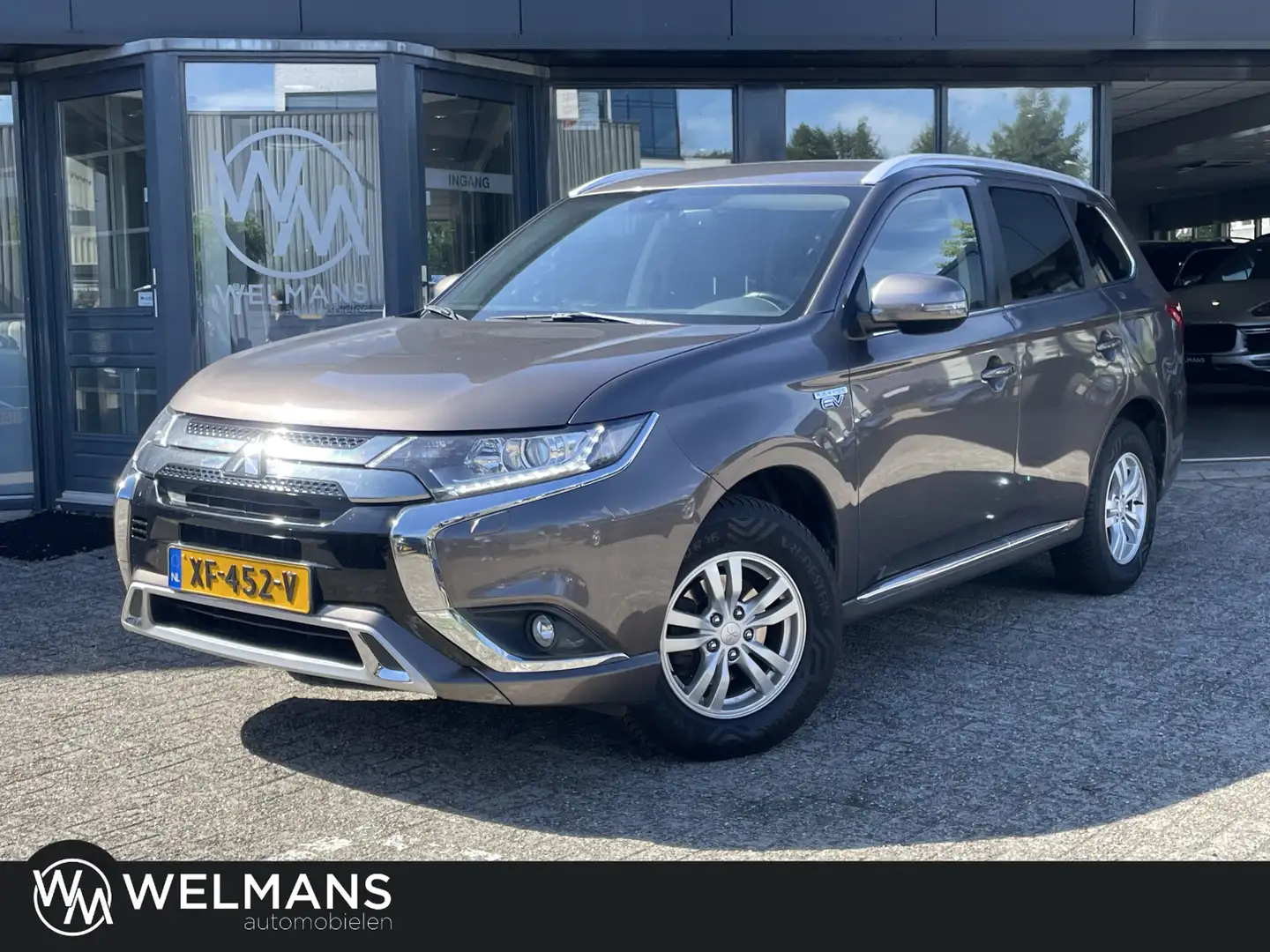 Mitsubishi Outlander 2.4 PHEV Pure 4WD Facelift | Camera | Trekhaak | A Bruin - 1