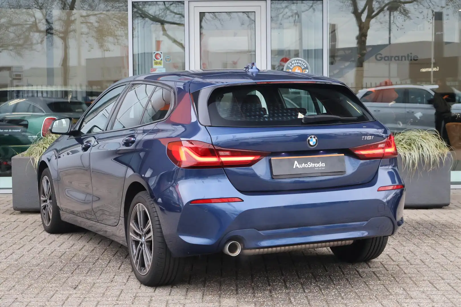 BMW 118 1-Serie (f40) 118i Executive Edition 140pk | Memor Bleu - 2