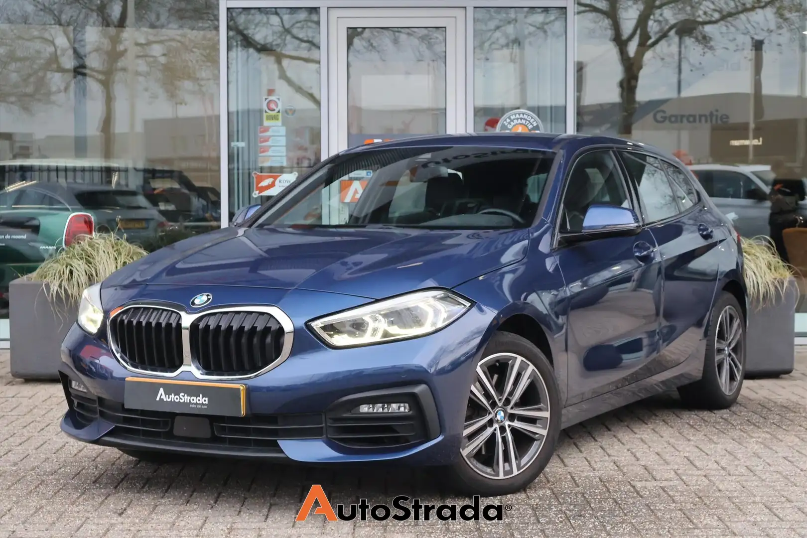 BMW 118 1-Serie (f40) 118i Executive Edition 140pk | Memor Bleu - 1