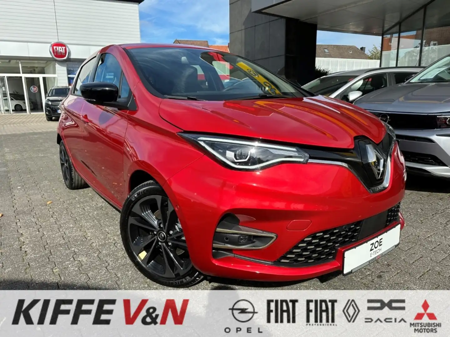 Renault ZOE Iconic R135 Z.E. 50 CCS LED KAMERA NAVI DAB+ SHZ Rood - 1