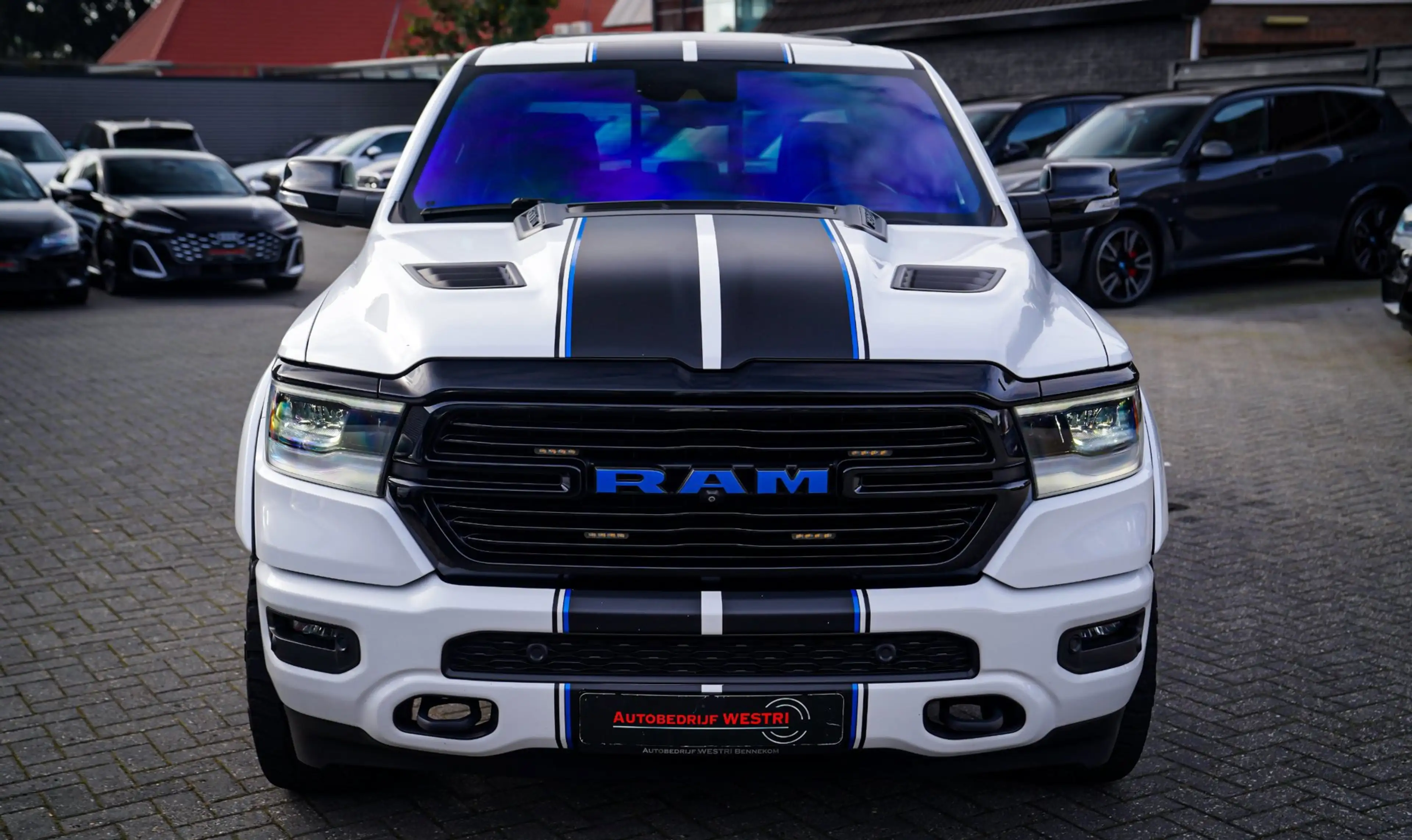 Dodge RAM 1500 5.7 V8 4x4 Crew Cab Longhorn Laramie | Stoelk — photo 12