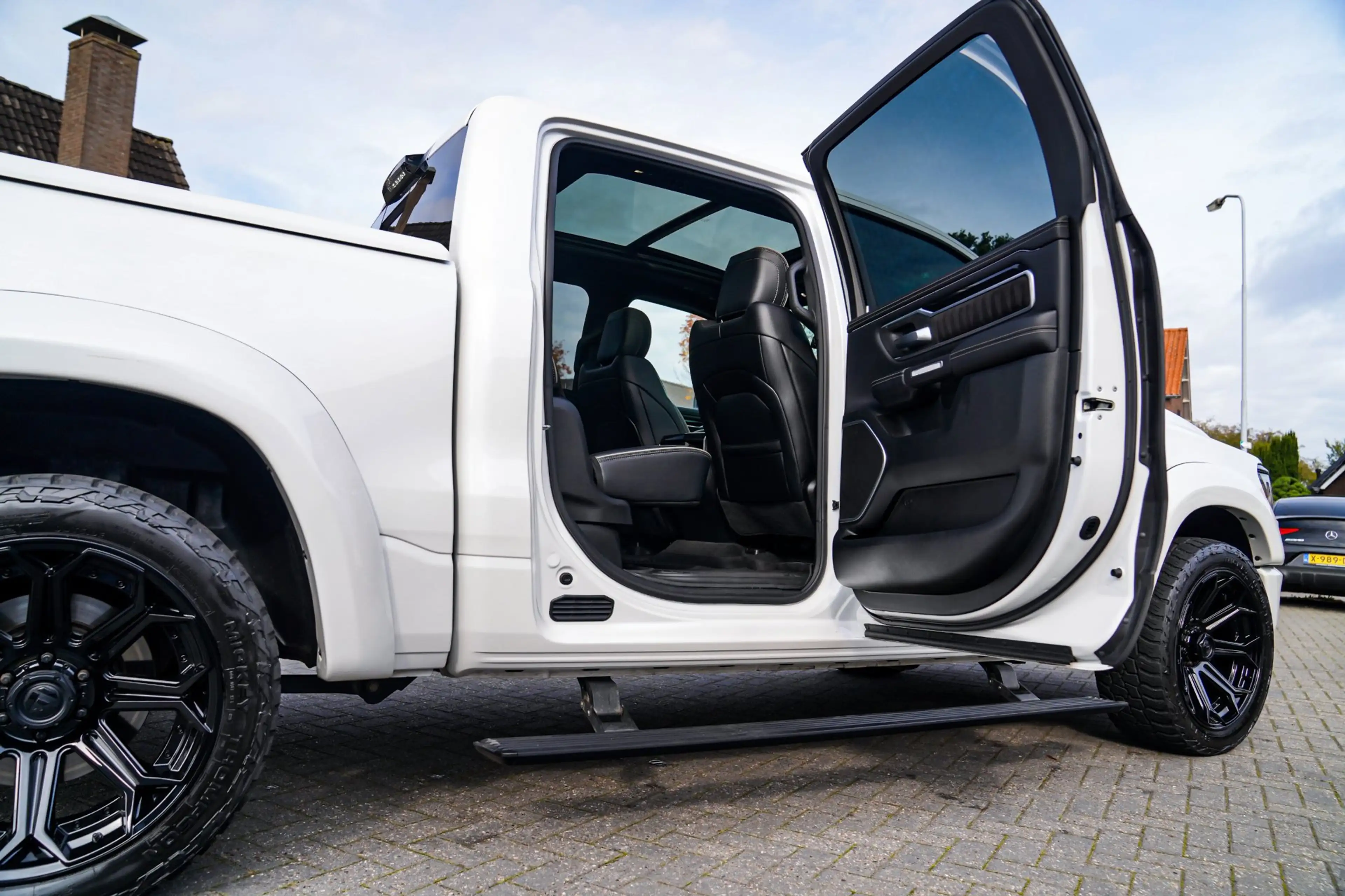 Dodge RAM 1500 5.7 V8 4x4 Crew Cab Longhorn Laramie | Stoelk — photo 20