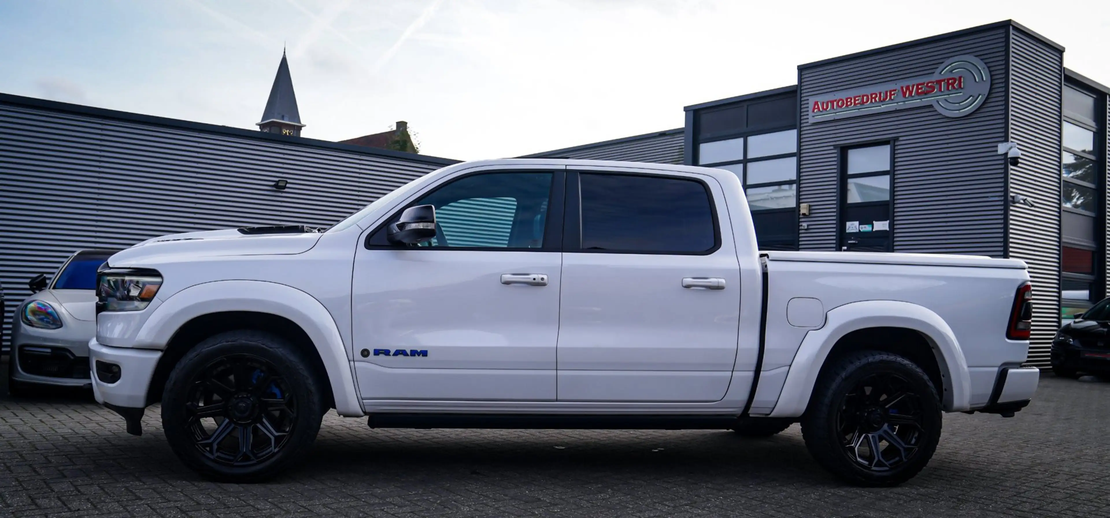 Dodge RAM 1500 5.7 V8 4x4 Crew Cab Longhorn Laramie | Stoelk — photo 38