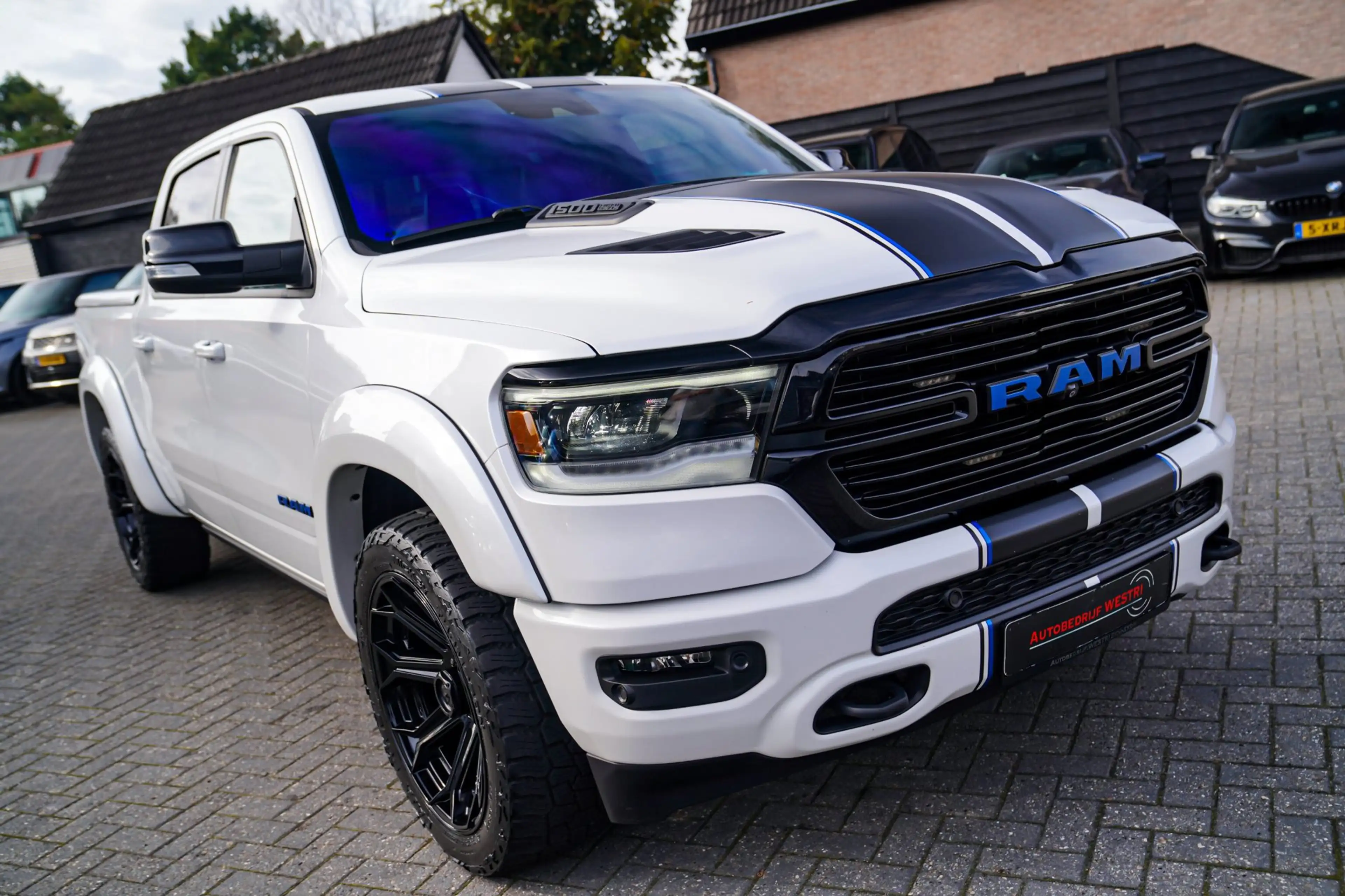 Dodge RAM 1500 5.7 V8 4x4 Crew Cab Longhorn Laramie | Stoelk — photo 15