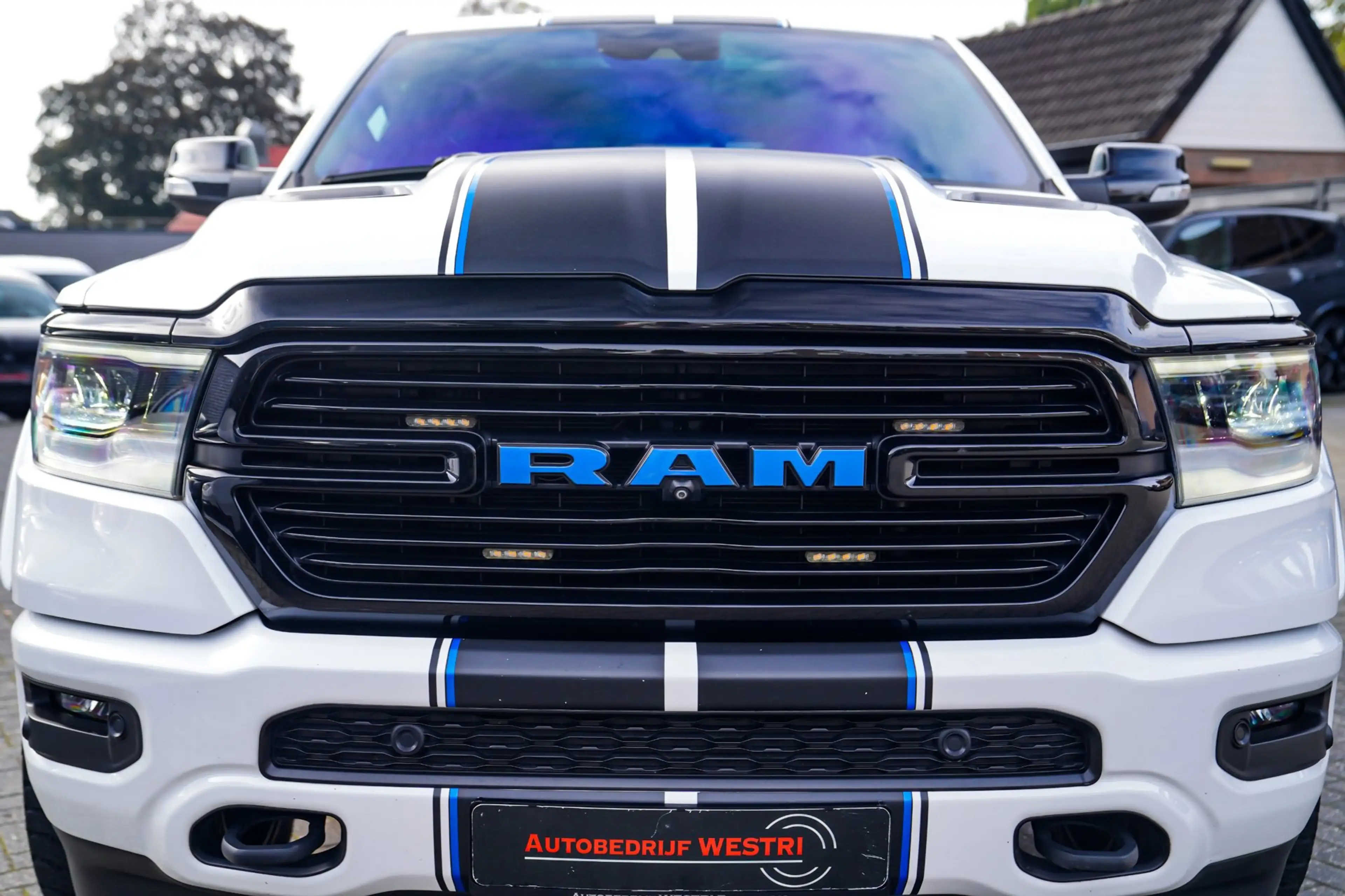 Dodge RAM 1500 5.7 V8 4x4 Crew Cab Longhorn Laramie | Stoelk — photo 13