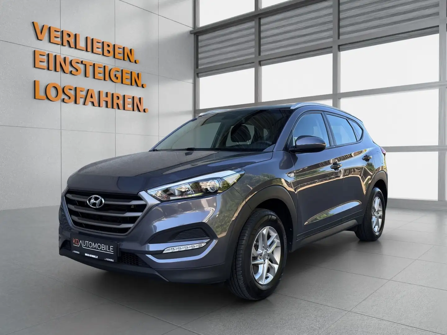 Hyundai TUCSON 1,7 CRDI, MFL I  Klima I SHZG I Tempomat Grau - 1