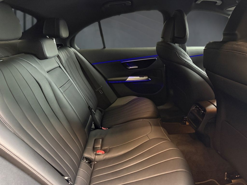 Mercedes-Benz E 300 e Limousine +Avantgarde+Memory+MBUX+KAMERA — photo 11