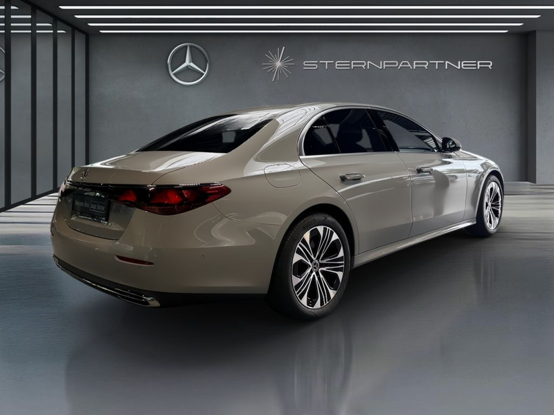 Mercedes-Benz E 300 e Limousine +Avantgarde+Memory+MBUX+KAMERA — photo 10