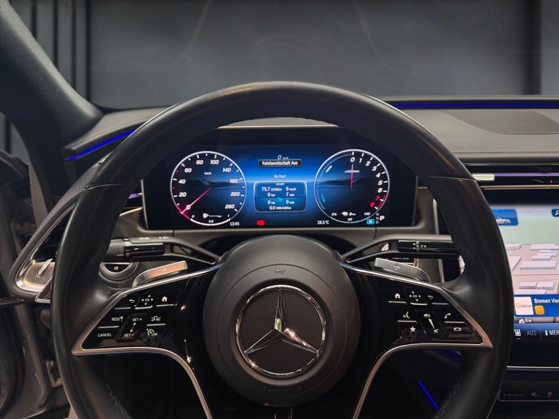 Mercedes-Benz E 300 e Limousine +Avantgarde+Memory+MBUX+KAMERA — photo 6
