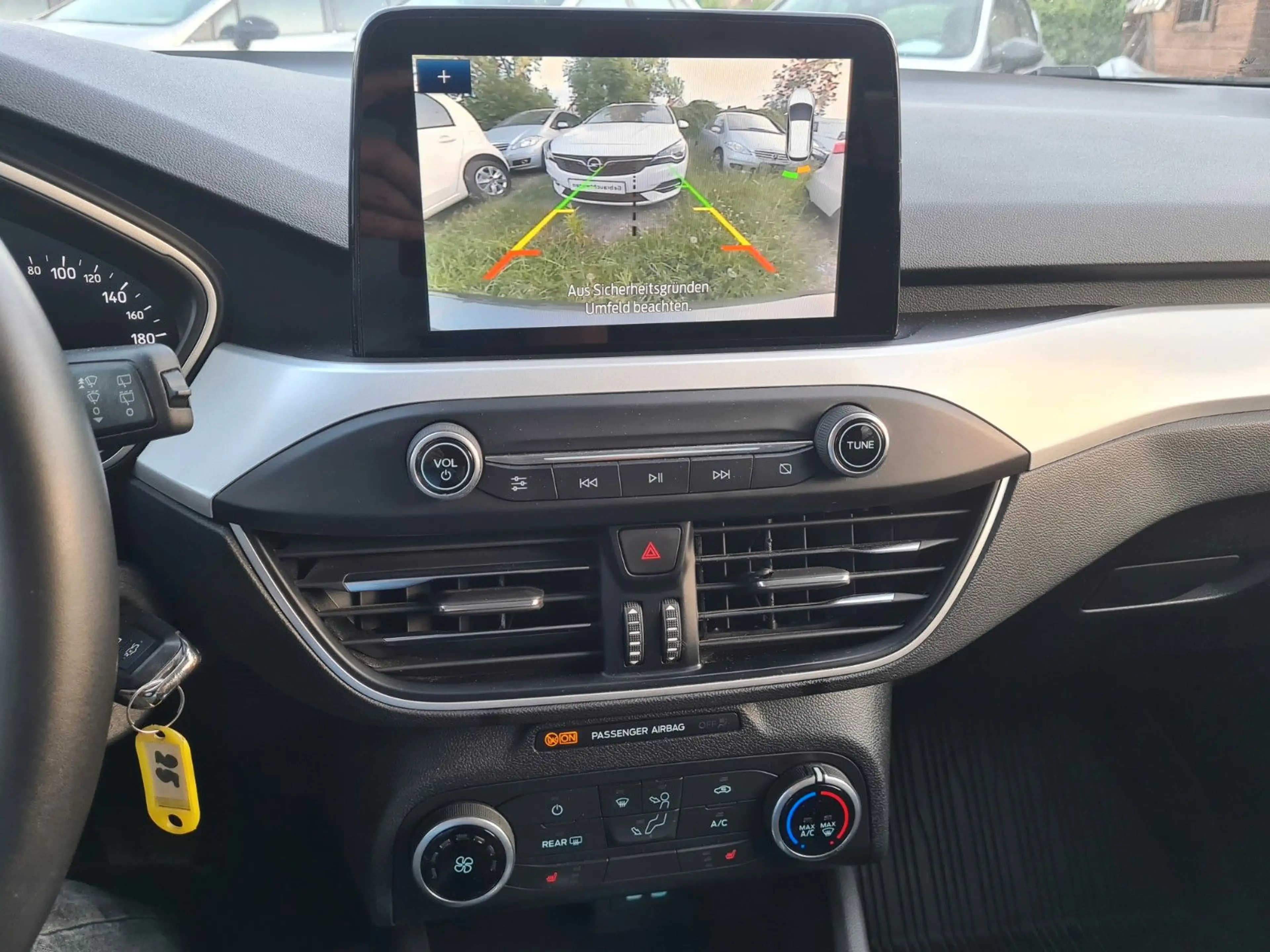 Ford Focus Turnier 1.5 EcoBlue Start-St. Aut. TOP Aus — photo 9