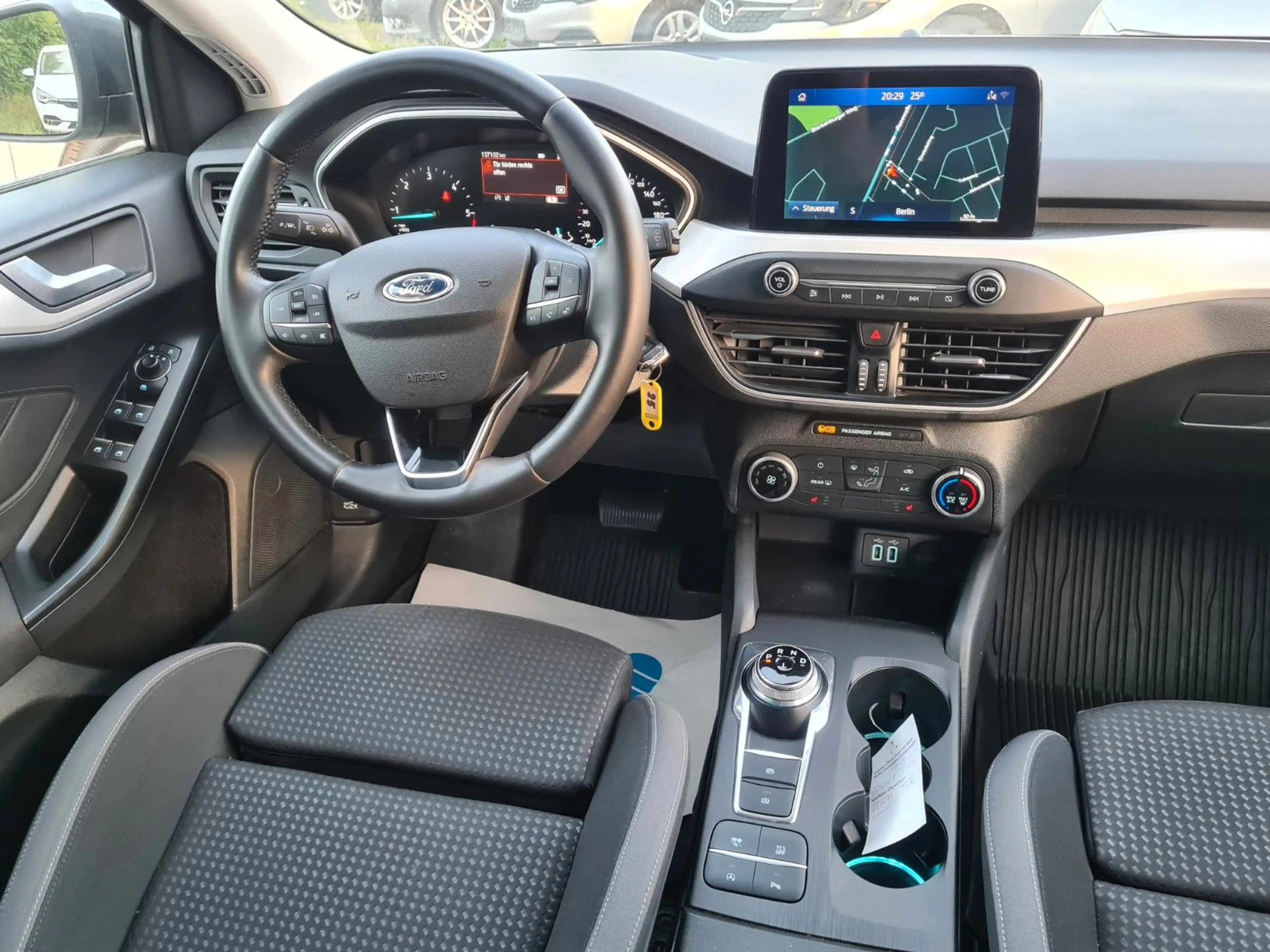 Ford Focus Turnier 1.5 EcoBlue Start-St. Aut. TOP Aus — photo 5