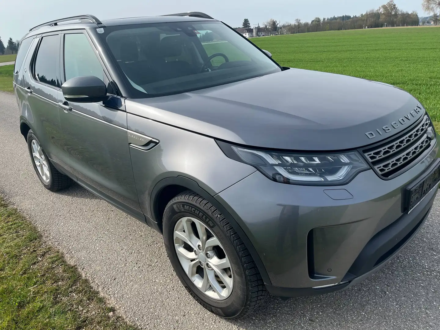 Land Rover Discovery Discovery 5 2,0 TD4 SE Aut. SE Grau - 1