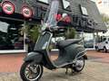 Vespa Primavera 50 Snorscooter | Demo | 210km Nieuwstaat Full option Groen - thumbnail 1