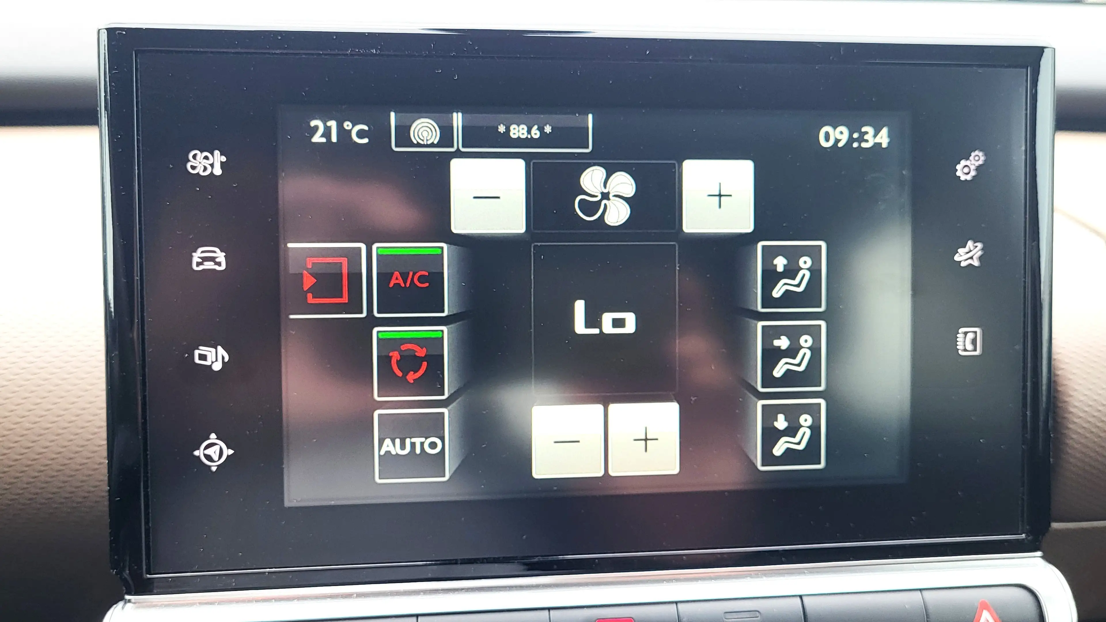 Citroen C4 Cactus — photo 8