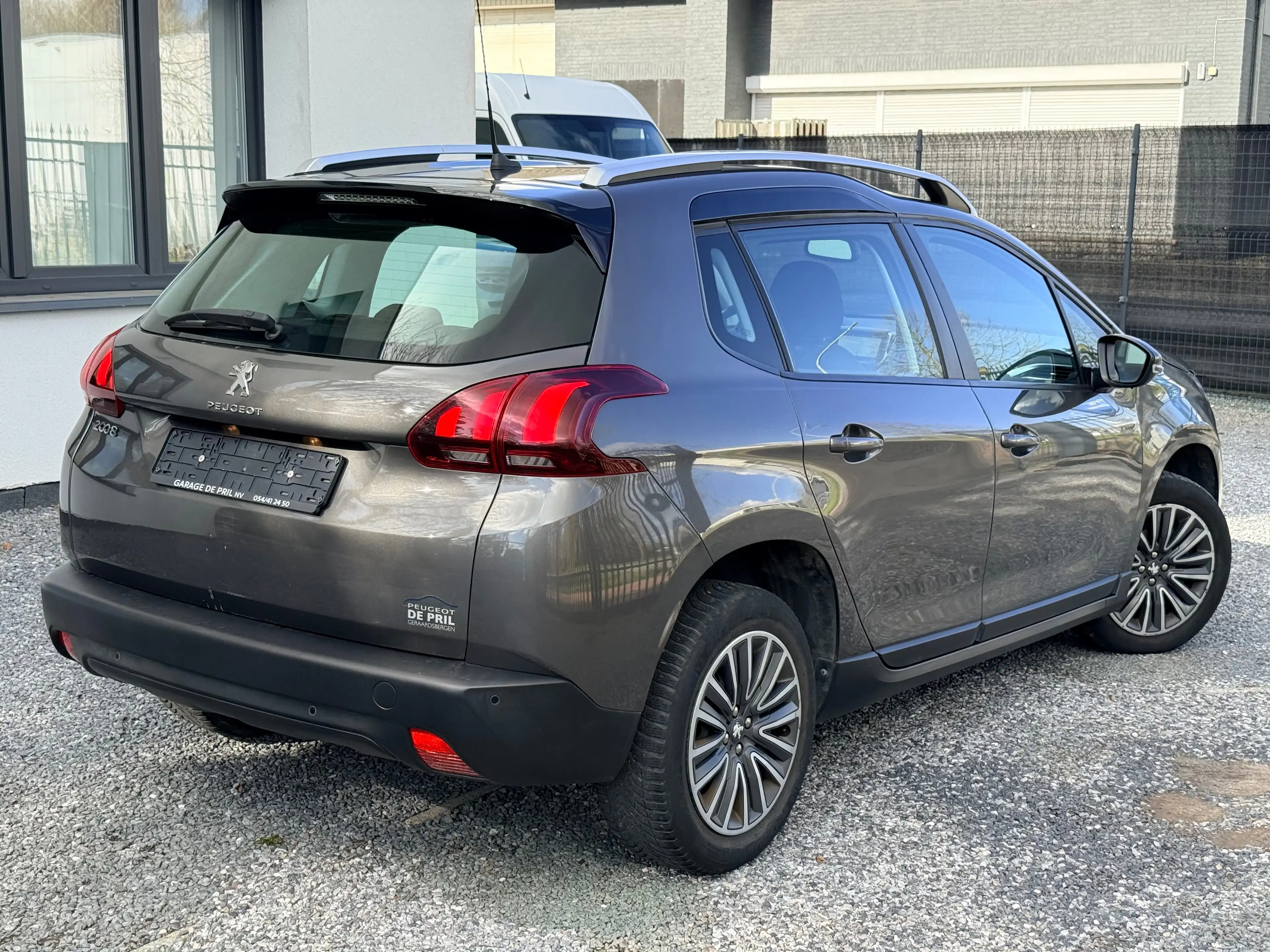 Peugeot 2008 2008 1.6 BlueHDi Active S — photo 4