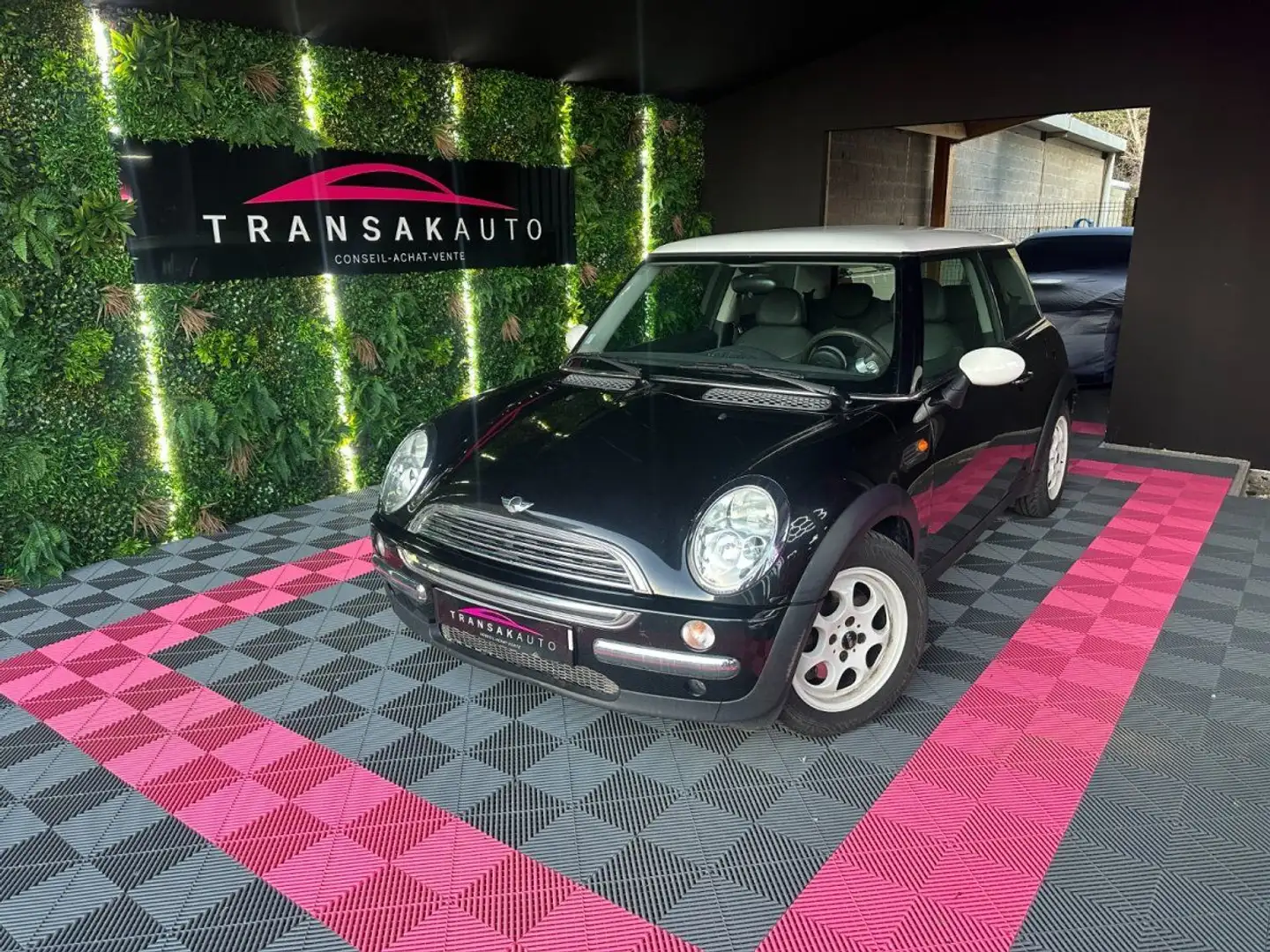 MINI One 1.6i - 115 Cooper R50 - Moteur BMW Nero - 1