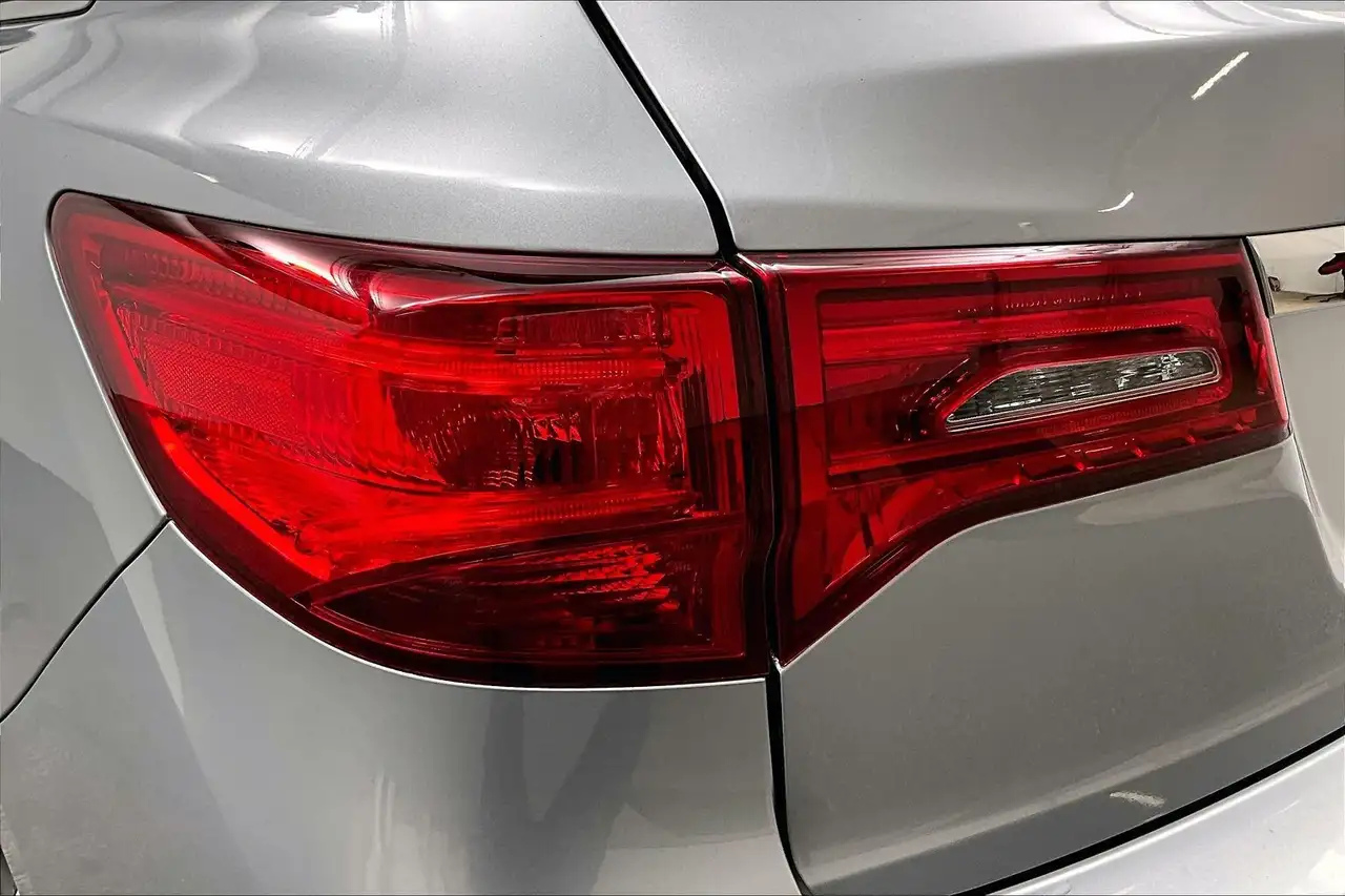 Acura MDX снимка Acura MDX