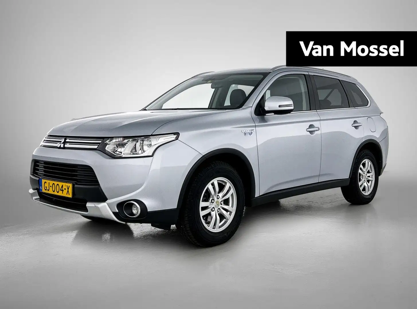 Mitsubishi Outlander 2.0 PHEV Business Edition X-Line | Camera | Climat Grigio - 1