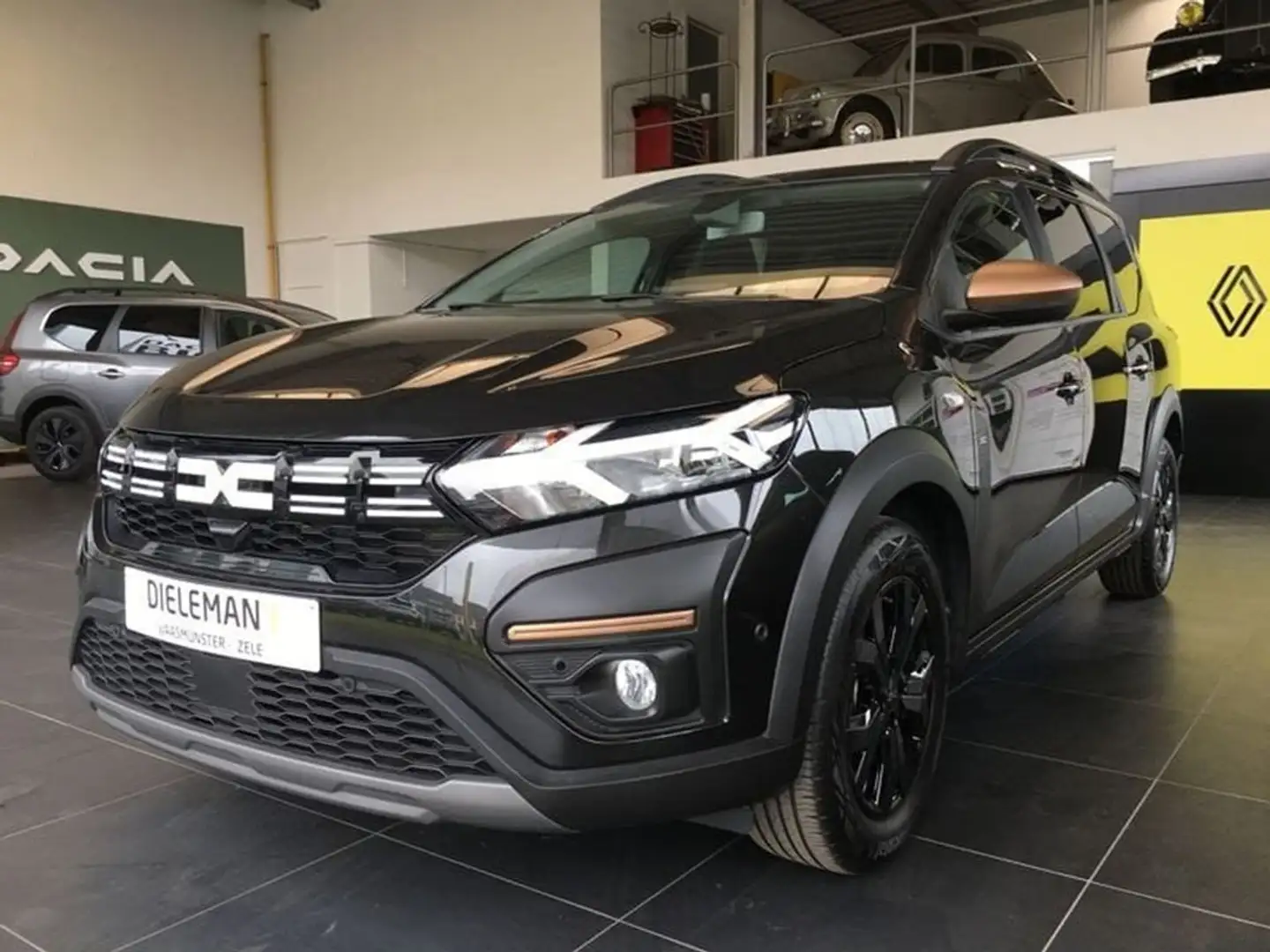 Dacia Jogger TCe Extreme 5PL Noir - 1