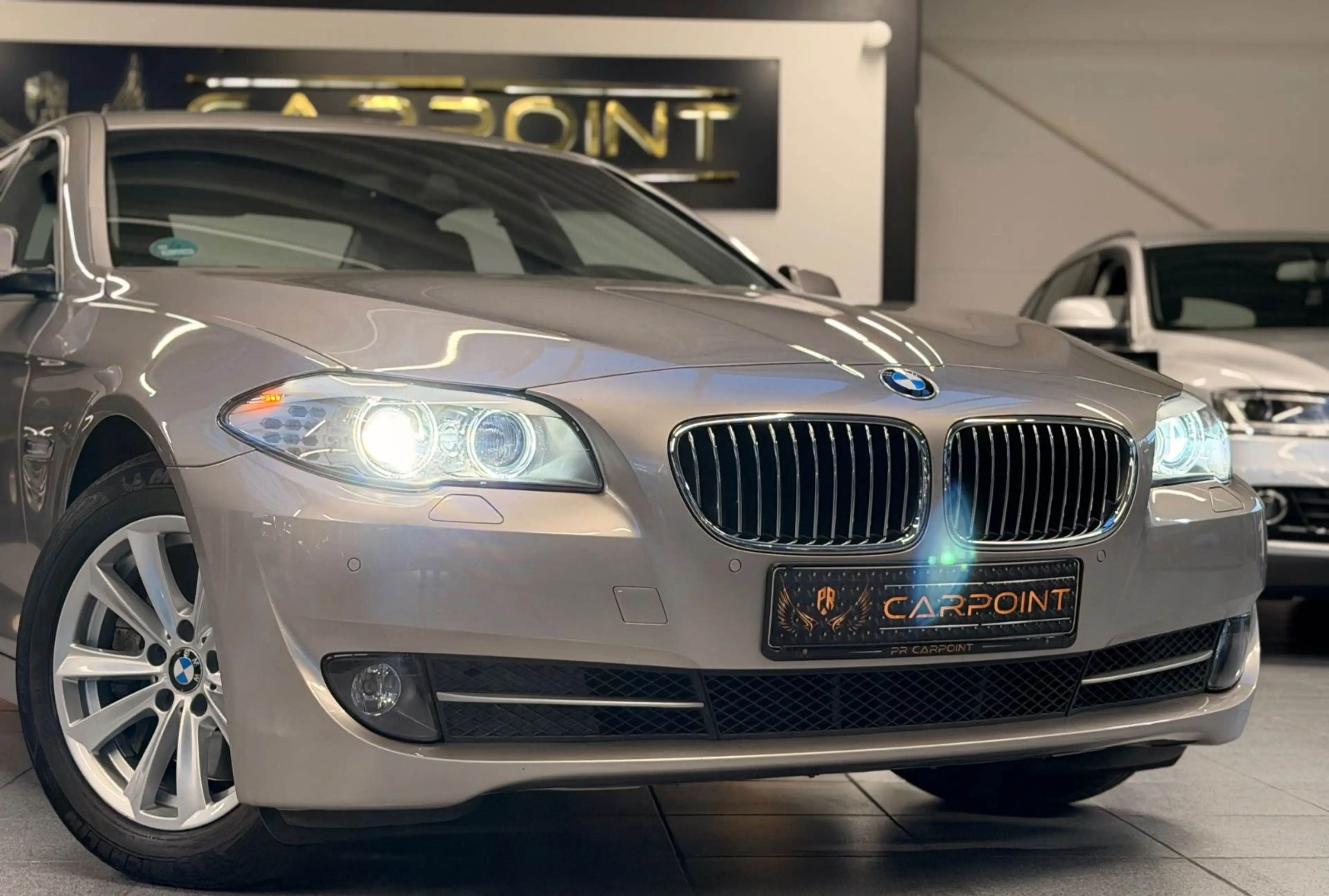 BMW 535 Limousine  /Bi-Xenon/Navi/BT/PDC/SHZ/ — photo 4