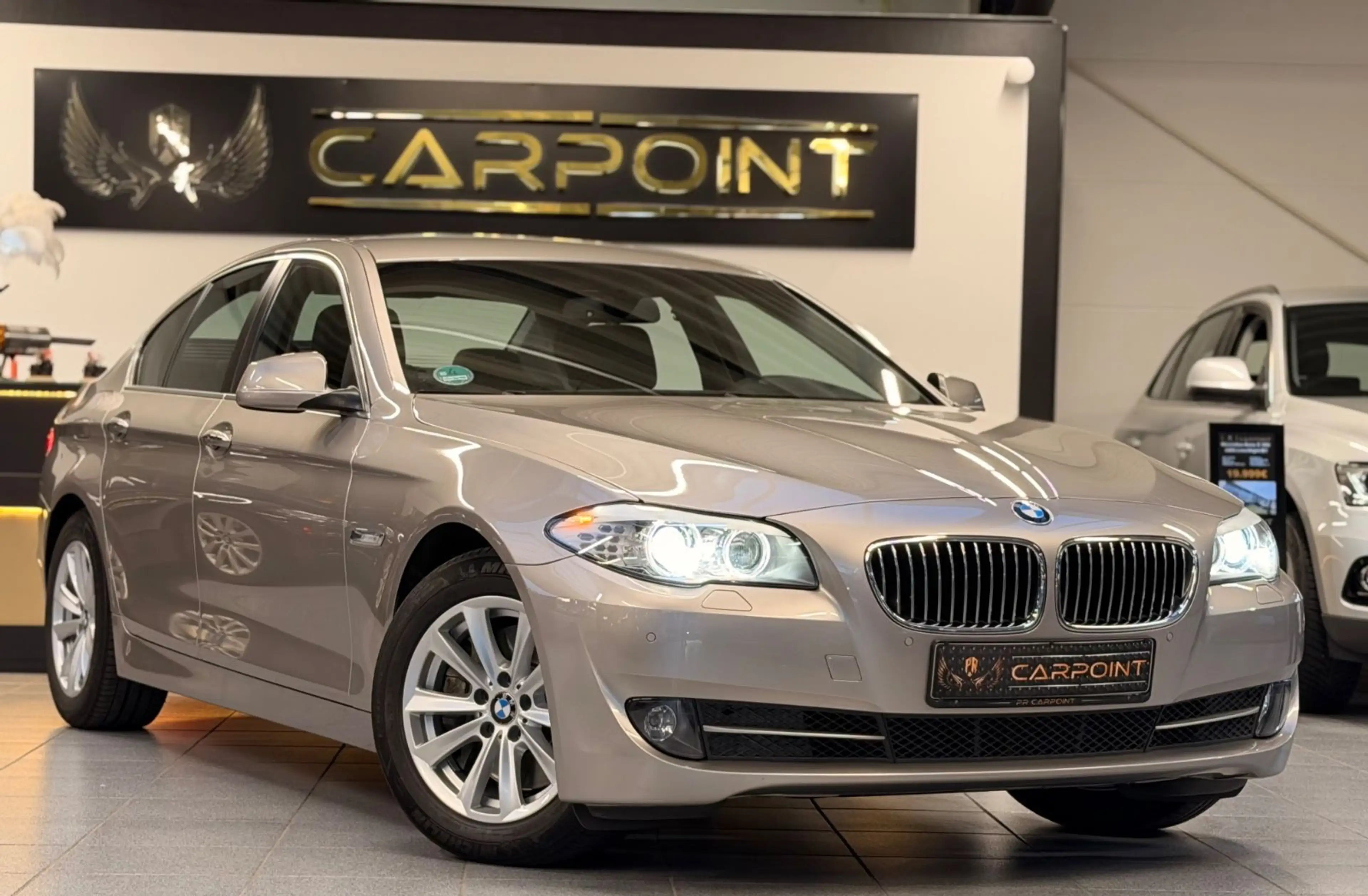 BMW 535 Limousine  /Bi-Xenon/Navi/BT/PDC/SHZ/