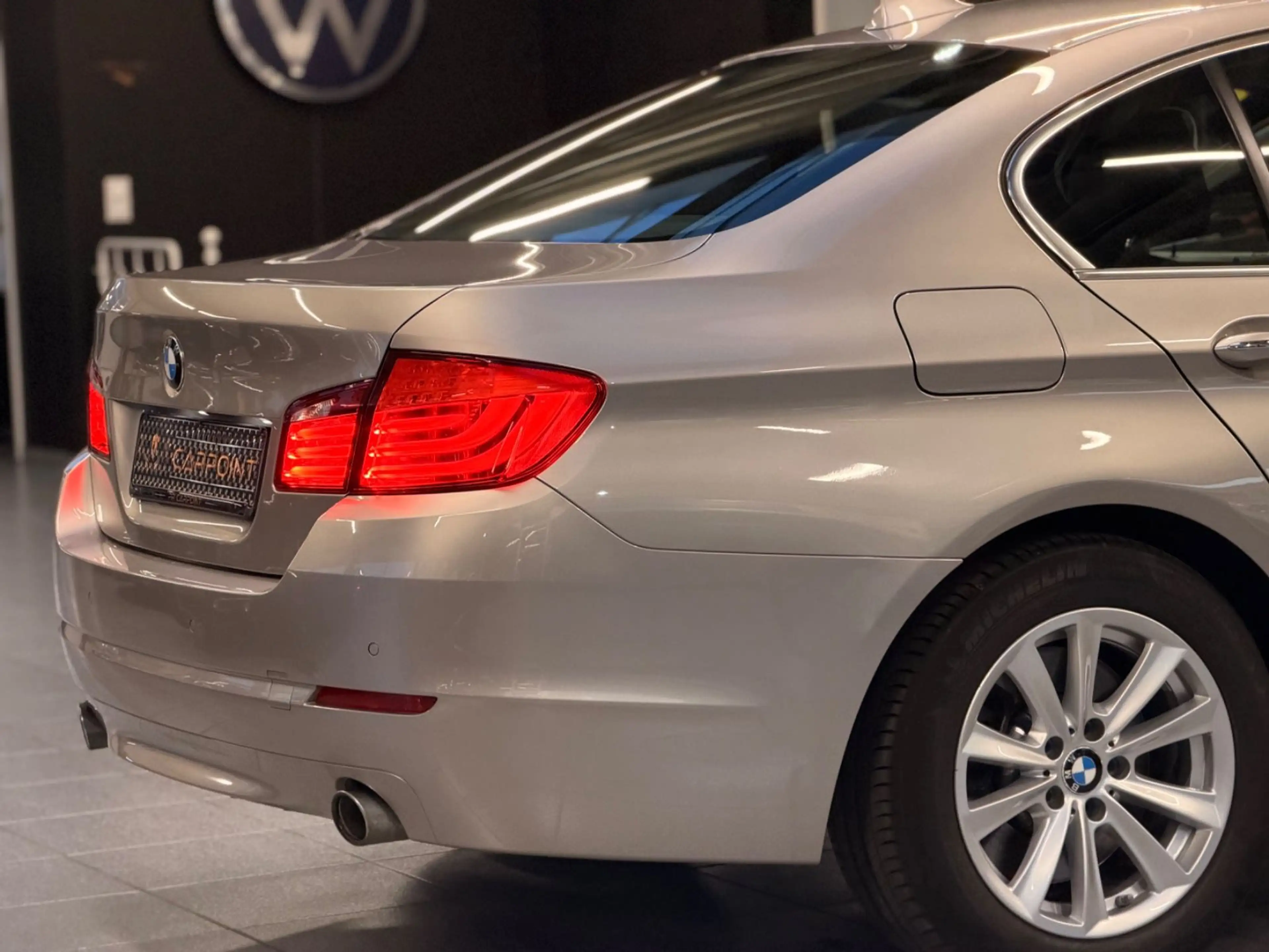 BMW 535 Limousine  /Bi-Xenon/Navi/BT/PDC/SHZ/ — photo 8