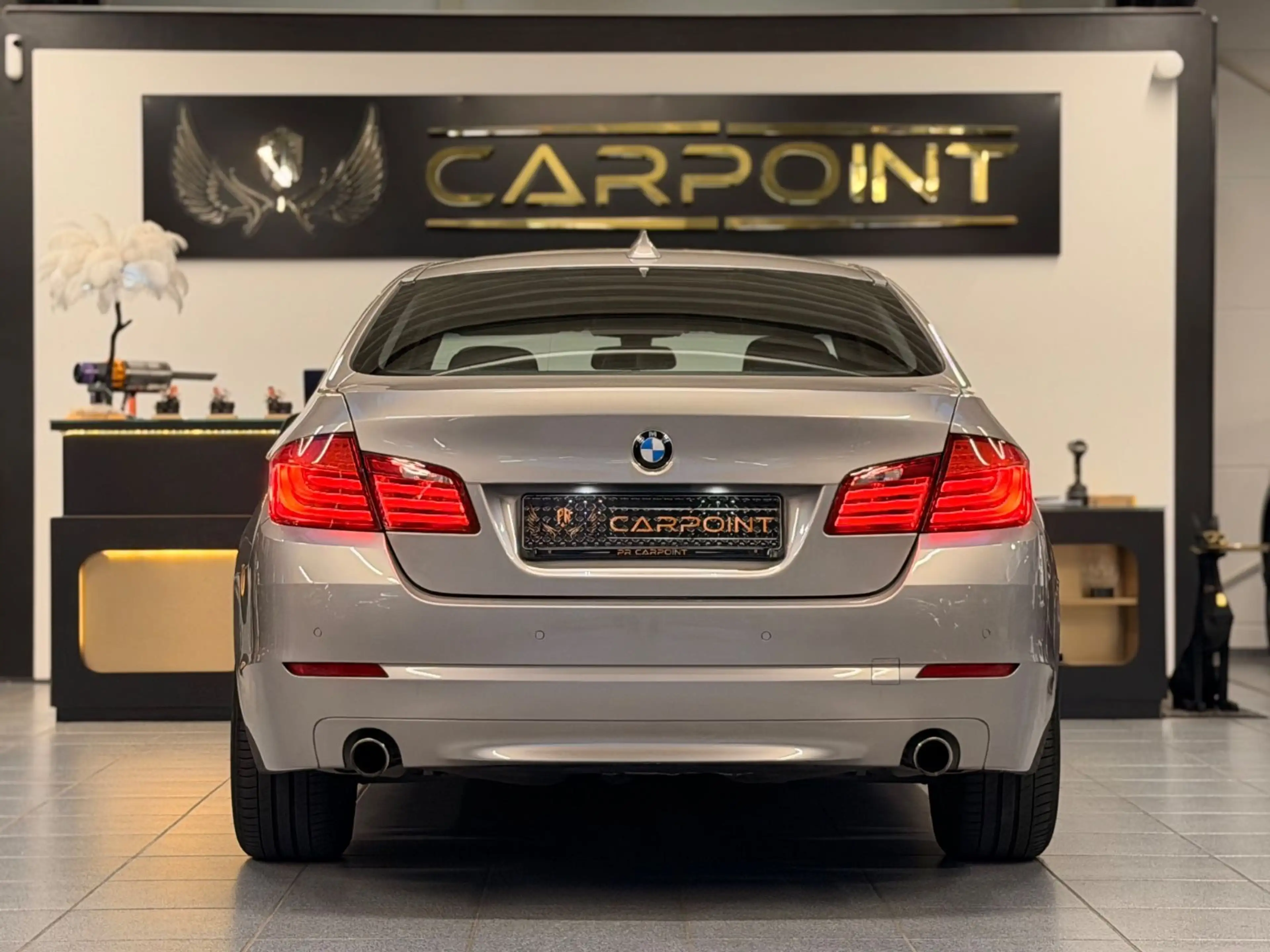 BMW 535 Limousine  /Bi-Xenon/Navi/BT/PDC/SHZ/ — photo 9