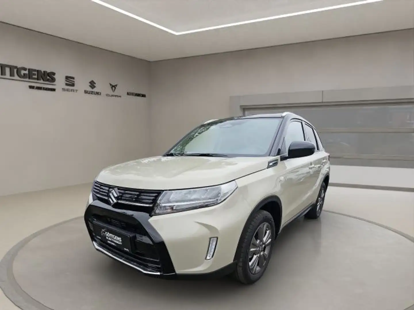 Suzuki Vitara 1.4 BOOSTER HYBRID COMFORT NAVI KAMERA Beige - 1