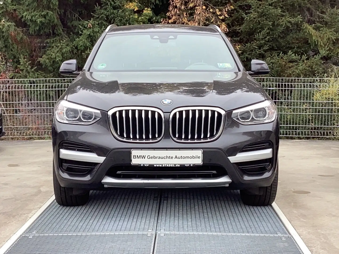 BMW X3 xDrive30e xLine Grau - 2