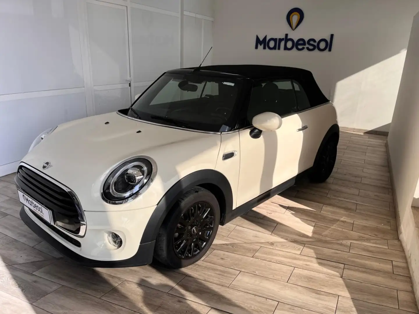 MINI Cooper Cabrio Aut. Beige - 2