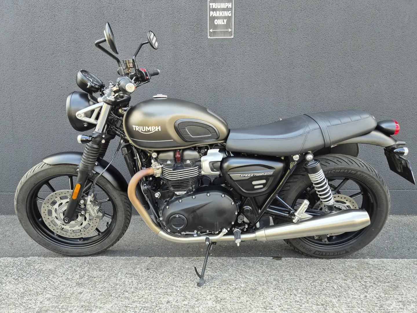 Triumph Speed Twin - 2