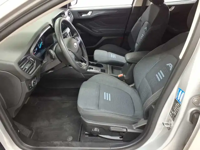 Ford Focus view 7