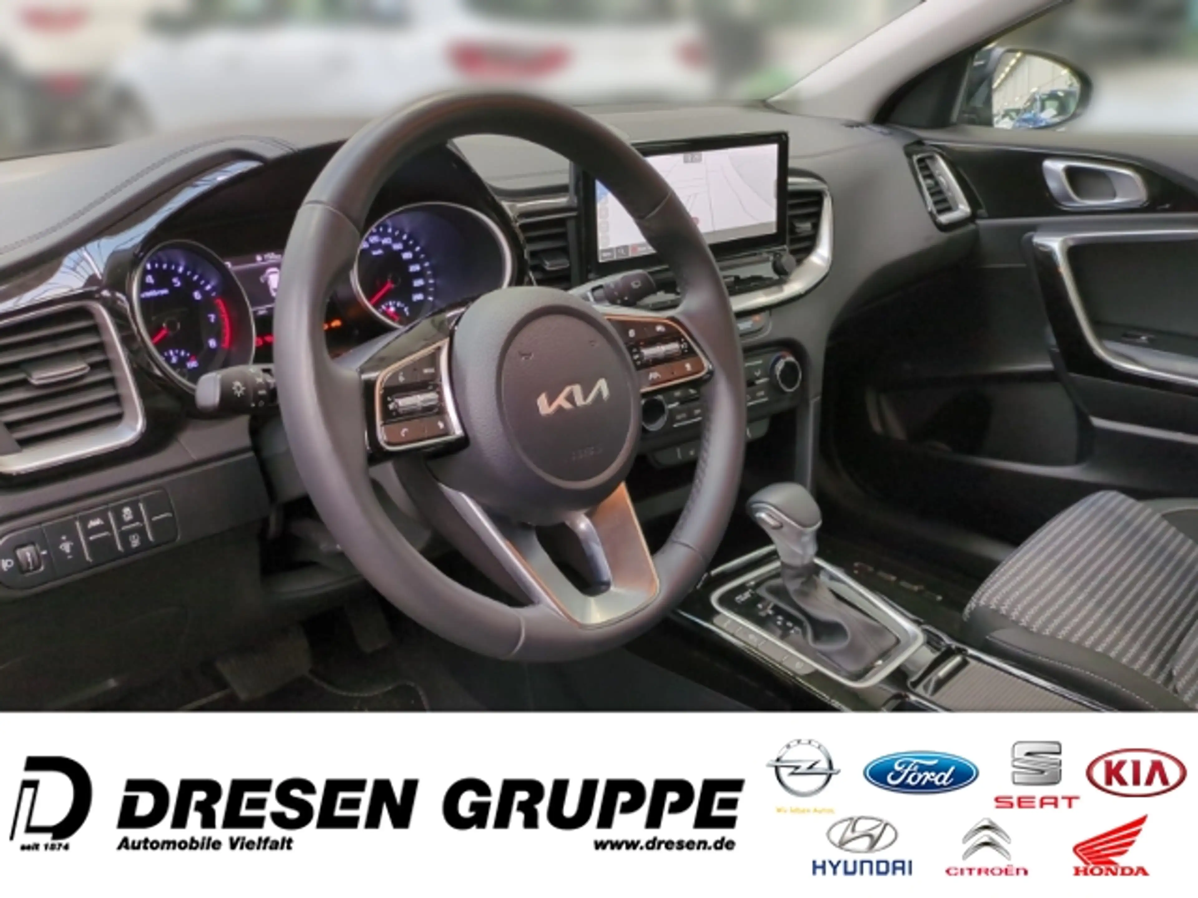 Kia Ceed SW / cee'd SW SPIRIT 1.5T 140 NAVI,TEMPOMAT,KAMERA,SITZHZG,LENKR — photo 11