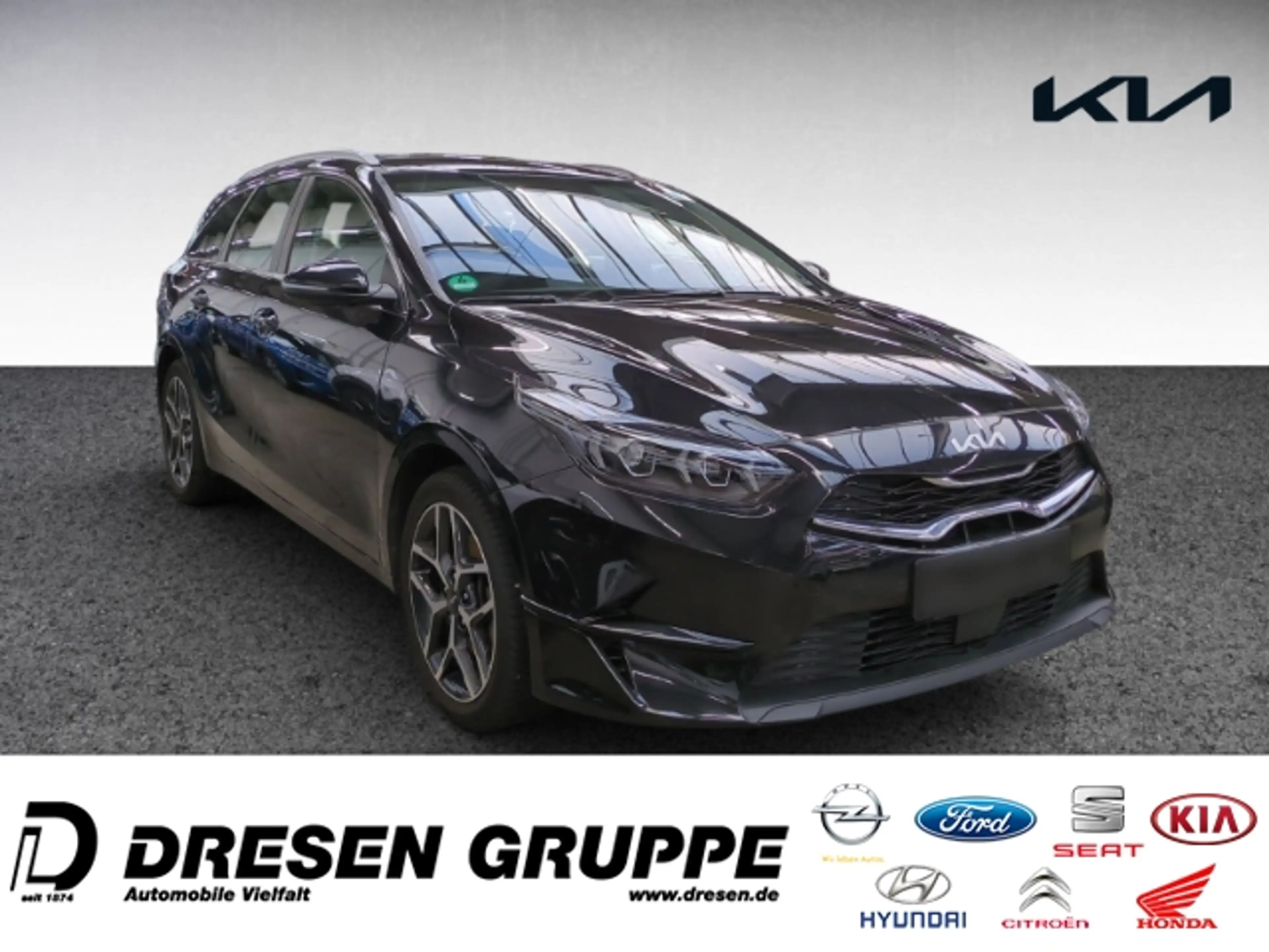 Kia Ceed SW / cee'd SW SPIRIT 1.5T 140 NAVI,TEMPOMAT,KAMERA,SITZHZG,LENKR — photo 3