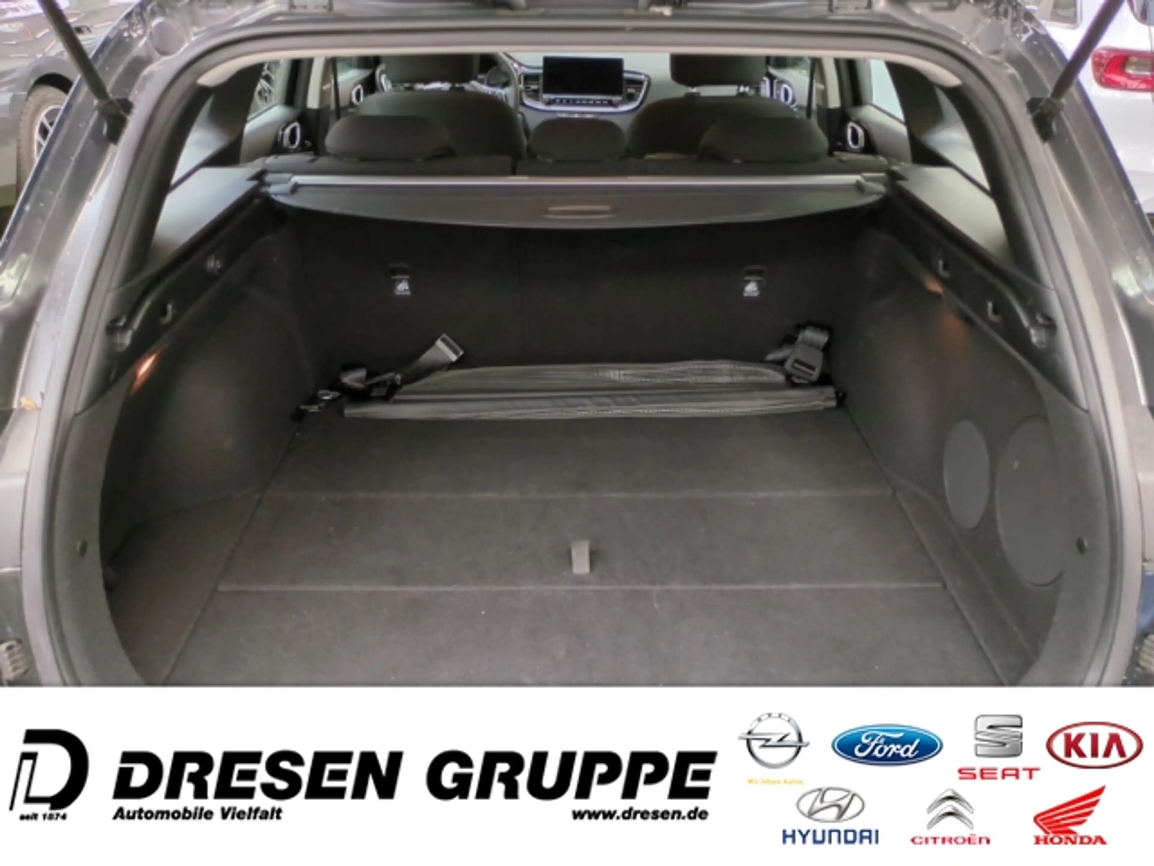Kia Ceed SW / cee'd SW SPIRIT 1.5T 140 NAVI,TEMPOMAT,KAMERA,SITZHZG,LENKR — photo 6
