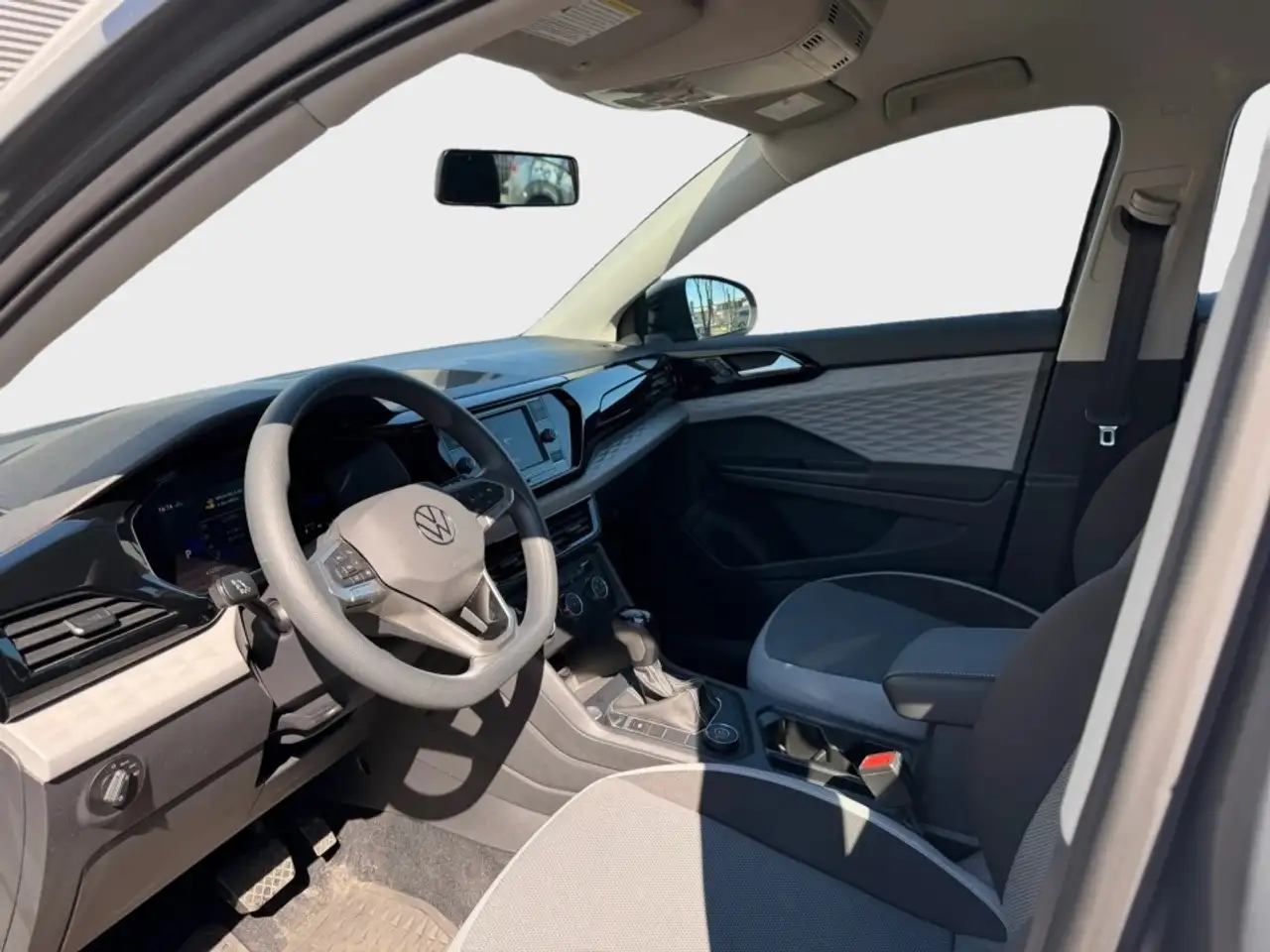 Volkswagen Taos снимка Volkswagen Taos