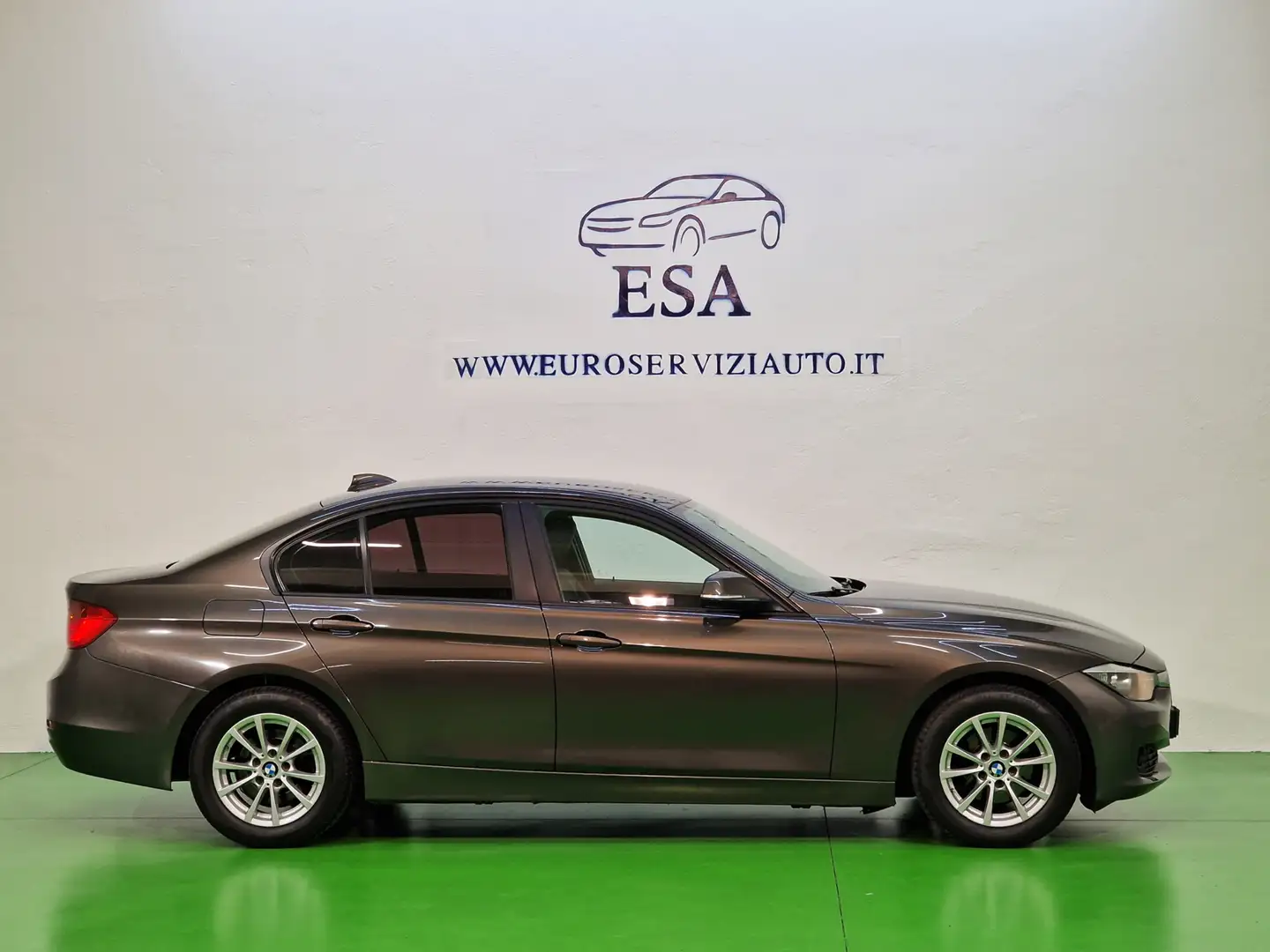 BMW 316 316d Business auto Szary - 2
