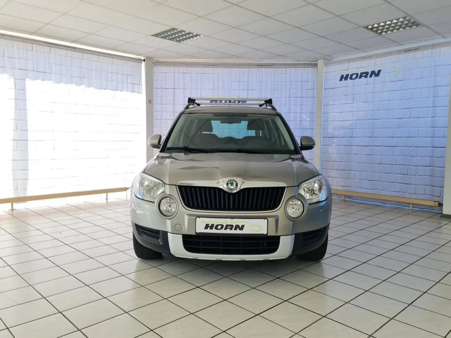 Skoda Yeti Ambition Plus Edition, Pano, NBL, LMF, Service neu - 2
