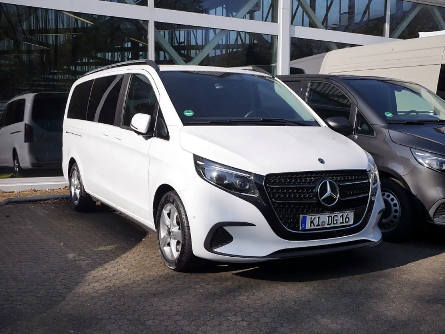 Mercedes-Benz V 220 DISTRO WIDESCREEN SPUR KAMERA TWA 7 SITZE Weiß - 2